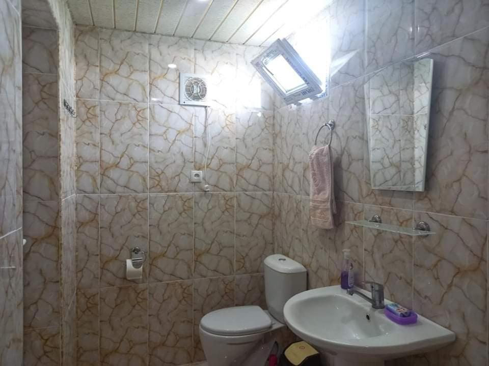 Guest House Fazisi Kutaisi Zewnętrze zdjęcie