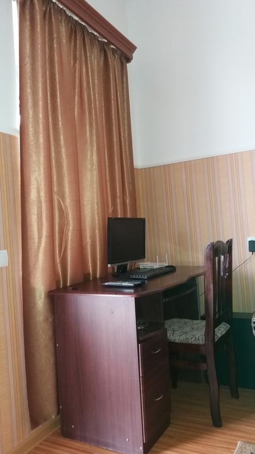 Guest House Fazisi Kutaisi Zewnętrze zdjęcie